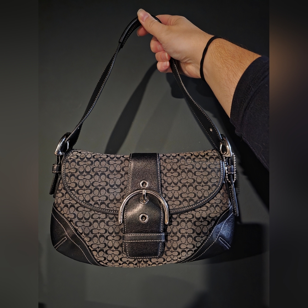 Singature C Coach Soho